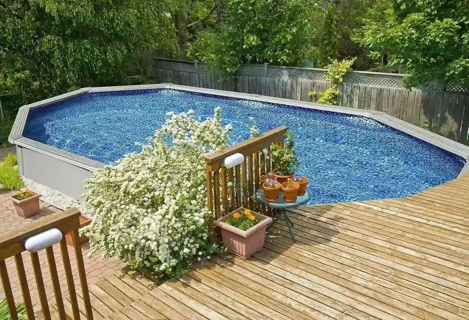 مسبح بيست واي هيدريوم بإطار معدني