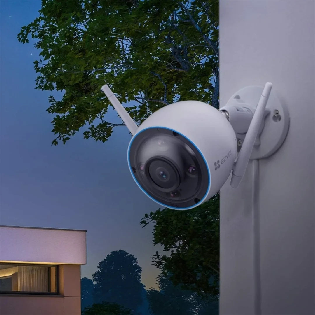 Smart Security Camera with Night Vision