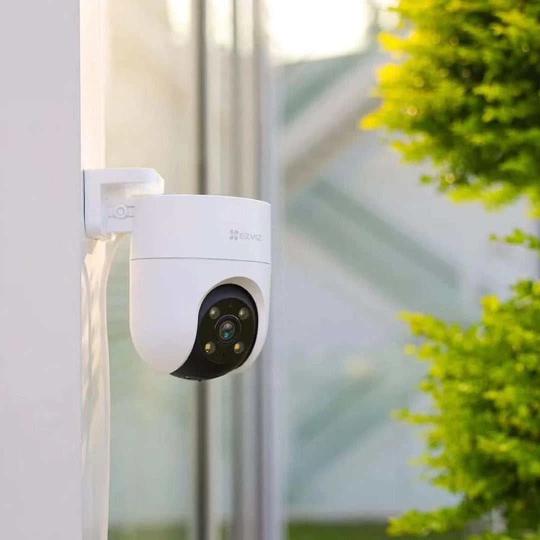 Smart Security Camera with 4G Connection and Night Vision