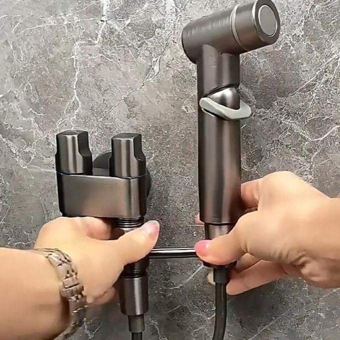 صنبور بيديت المرحاض تنظيف البخاخ المثبت على جهاز التحكم مسدس الرش