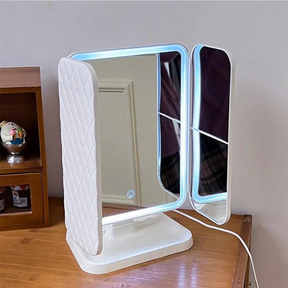مرآة مكياج ثلاثية الطيات مضيئة بتصميم نمطي بسيط، مرآة ثلاثية الطيات مستطيلة أنيقة للجمال